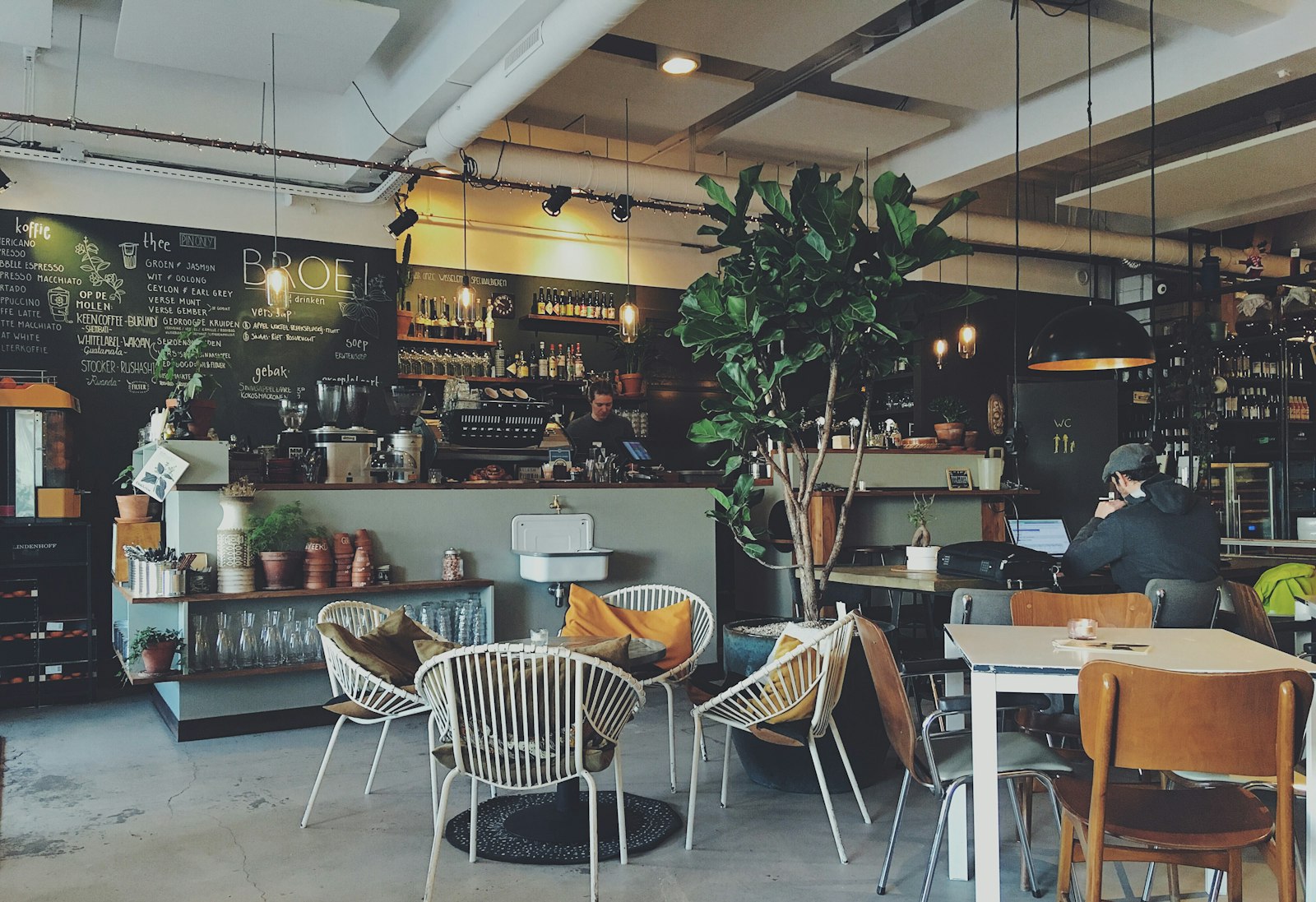 Restaurants and cafés